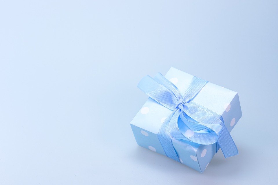 image002 - Surprise Your Loved Ones in Style with These 6 Unique Ideas
